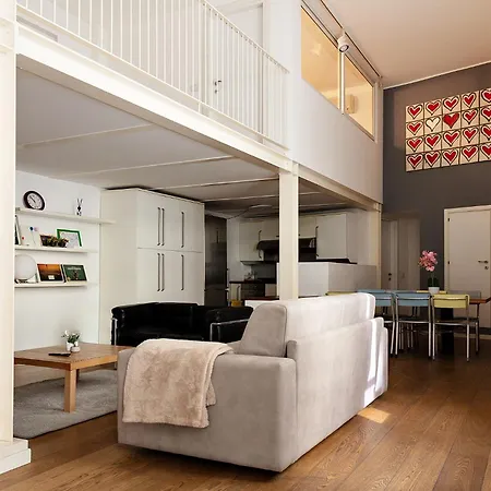 Lejlighed Dehomes - Loft Su Due Livelli Con 3 E 3 Bagni Milano